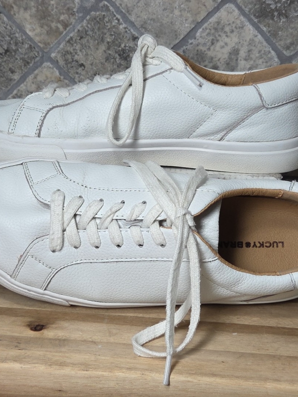 Lucky Brand Divahna White Leather Low-Profile Lace-Up Sneakers 9.5 Wide